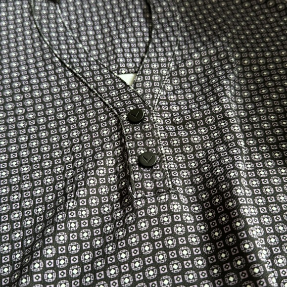 Callaway women XS polo top golf with no sleeves, only wore once. - Picture 4 of 5